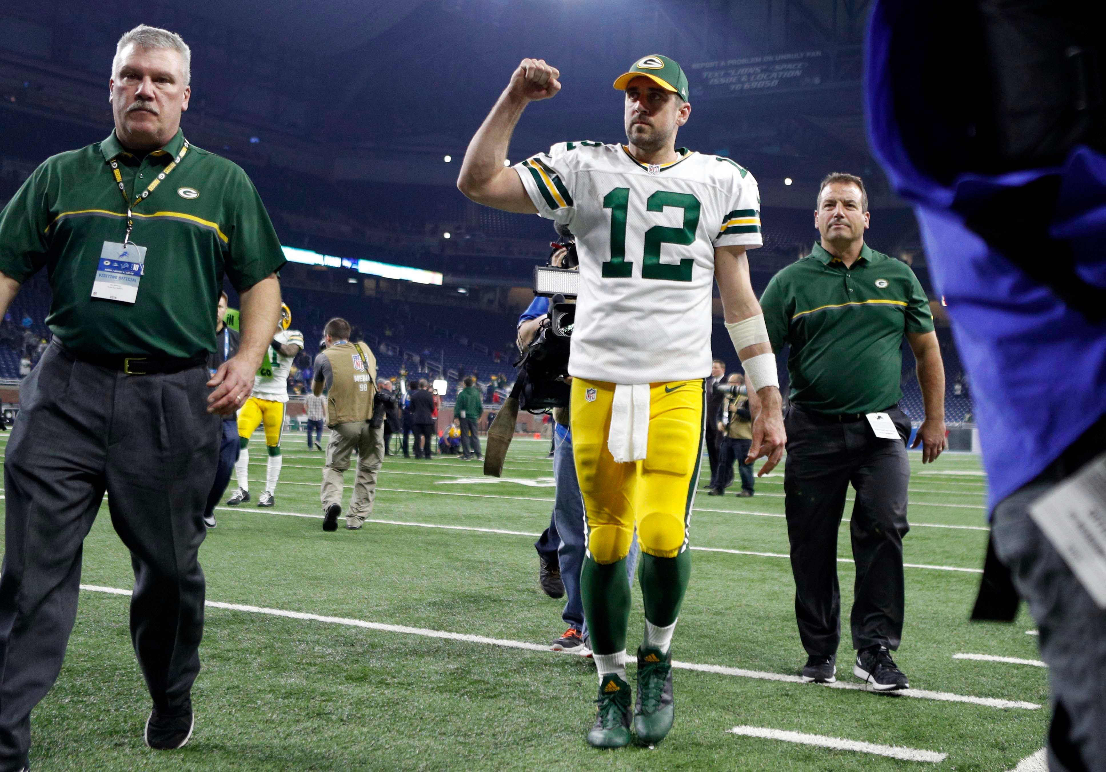 aaron rodgers relax t shirt